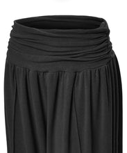 Load image into Gallery viewer, FLARE UP Wide Capri Pants Black
