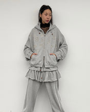 Load image into Gallery viewer, PLASMA SPHERE Floral Applique Hooded Jumper Grey
