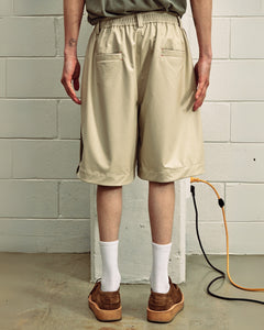 MMIC Clef Bermuda Shorts Cream