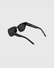 Load image into Gallery viewer, BLUE ELEPHANT Bion Sunglasses Black
