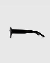 Load image into Gallery viewer, BLUE ELEPHANT Dind Sunglasses Black
