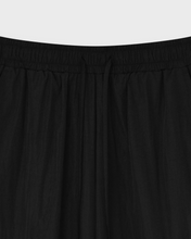 Load image into Gallery viewer, Fallett Parachute Cargo Banding Pants Black

