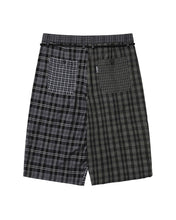 Load image into Gallery viewer, AJOBYAJO Mixed Check Bermuda Shorts Black
