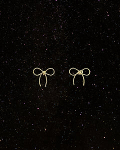 OOO Ribbon Earrings Gold