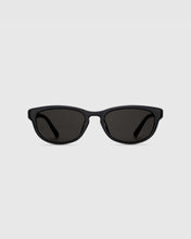 Load image into Gallery viewer, BLUE ELEPHANT Hoen Sunglasses Black
