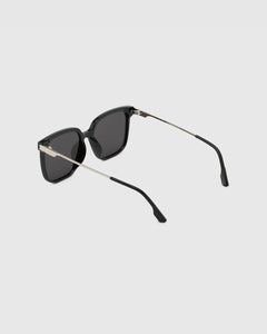 BLUE ELEPHANT Becky Sunglasses Black