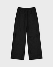 Load image into Gallery viewer, Fallett Parachute Cargo Banding Pants Black
