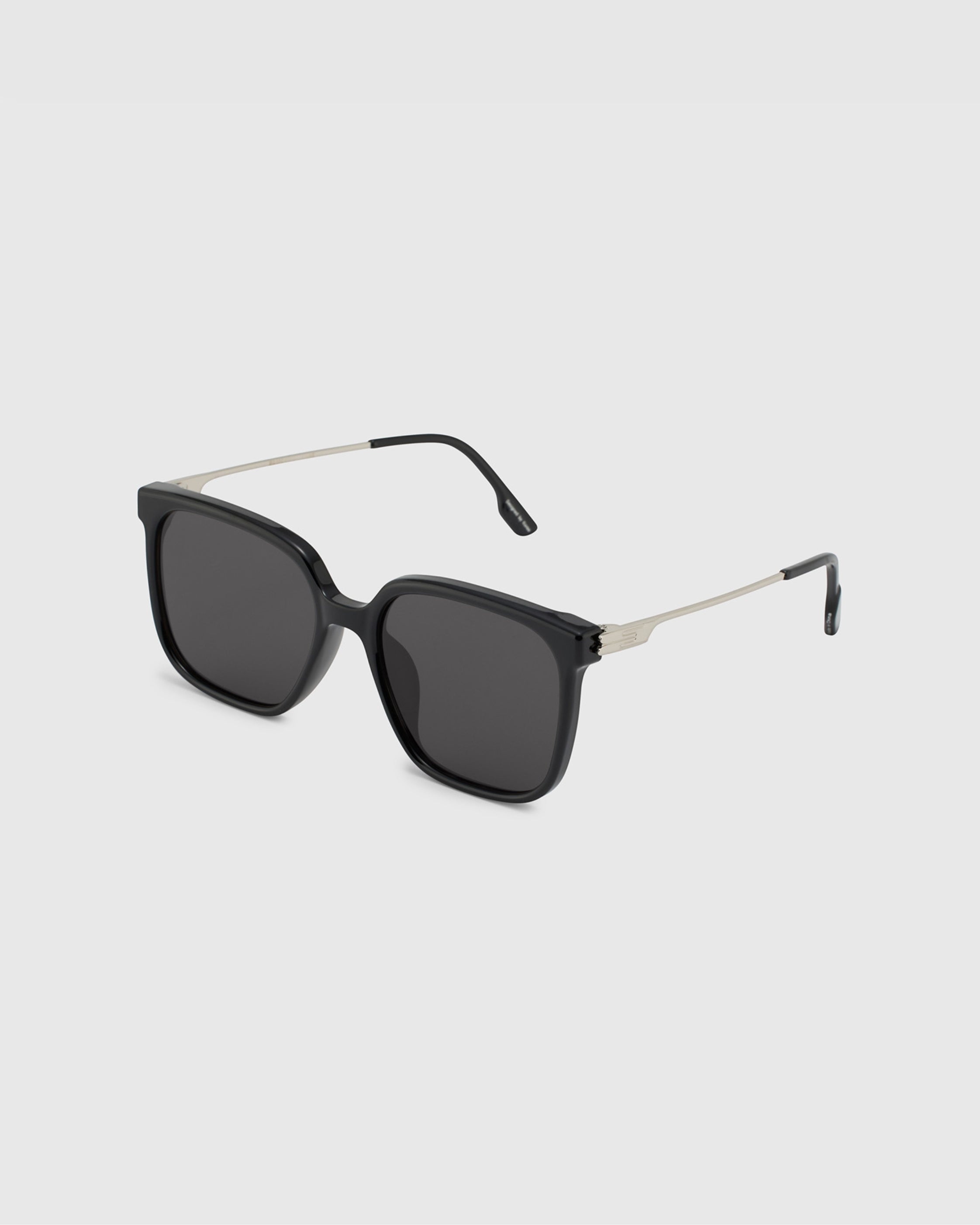 メガネ BLUE ELEPHANT BECKY black BLUE ELEPHANT Becky Sunglasses Black – HYPNOTISE