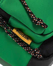 将图片加载到图库查看器，Kodak Essential Mini Cross Bag Green
