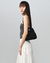 Load image into Gallery viewer, Kijun Macaron Bag Black
