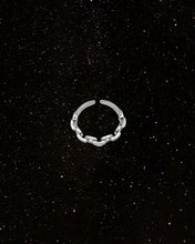 Load image into Gallery viewer, OOO Chain Ring Silver
