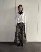 Load image into Gallery viewer, PLASMA SPHERE Tunnel Skirt Khaki
