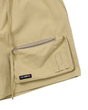 Load image into Gallery viewer, AJOBYAJO Cargo Shorts Beige
