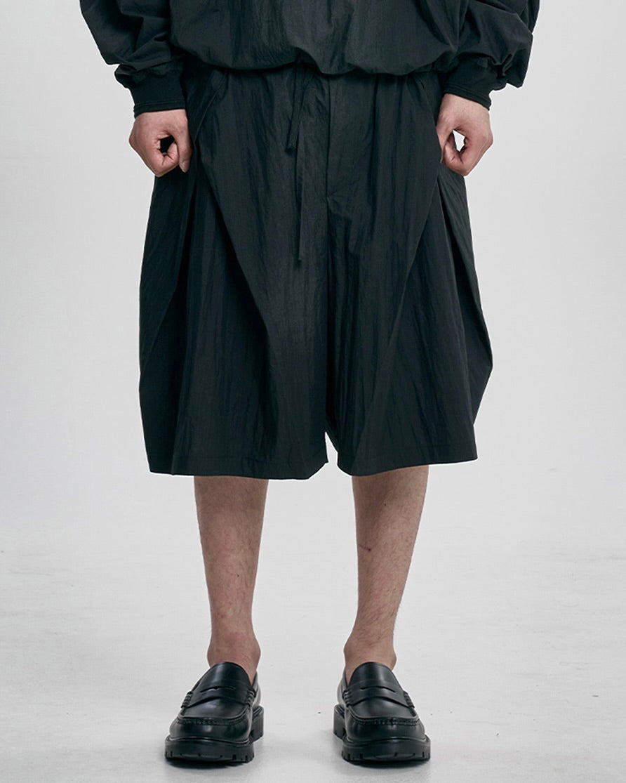 AJOBYAJO Tulip Nylon Wide Shorts Black