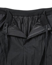 Load image into Gallery viewer, AJOBYAJO Tulip Nylon Wide Shorts Black
