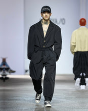 Load image into Gallery viewer, AJOBYAJO Two Tuck Nylon Baggy Pants Black
