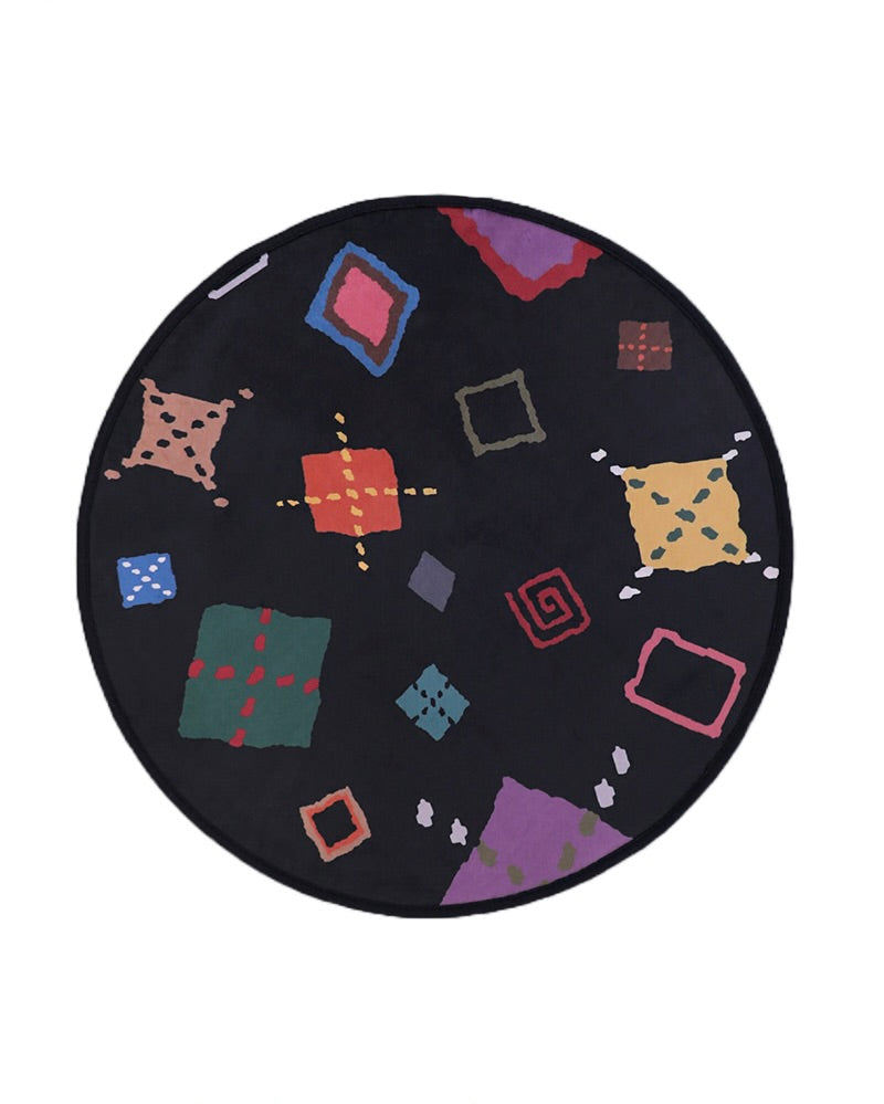 UNALLOYED Argyle Circle Rug Black