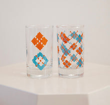 Load image into Gallery viewer, UNALLOYED Argyle Pattern Glass
