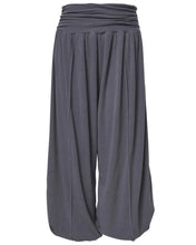 将图片加载到图库查看器，FLARE UP Wide Capri Pants Dark Gray
