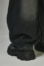 Load image into Gallery viewer, BLR Double Trident Washing Wide Denim Pants Black
