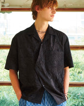 Load image into Gallery viewer, DWS Wrinkle Asymmetrical Half Shirt Black
