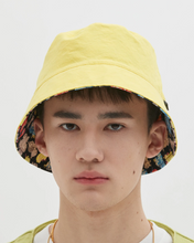 Load image into Gallery viewer, WKNDRS Reversible Floral Bucket Hat Black
