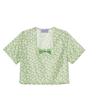 Load image into Gallery viewer, Letter From Moon Daisy Square Neck T-shirt Green
