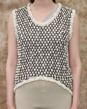 Load image into Gallery viewer, Tiny Room Knit Vest Ivory
